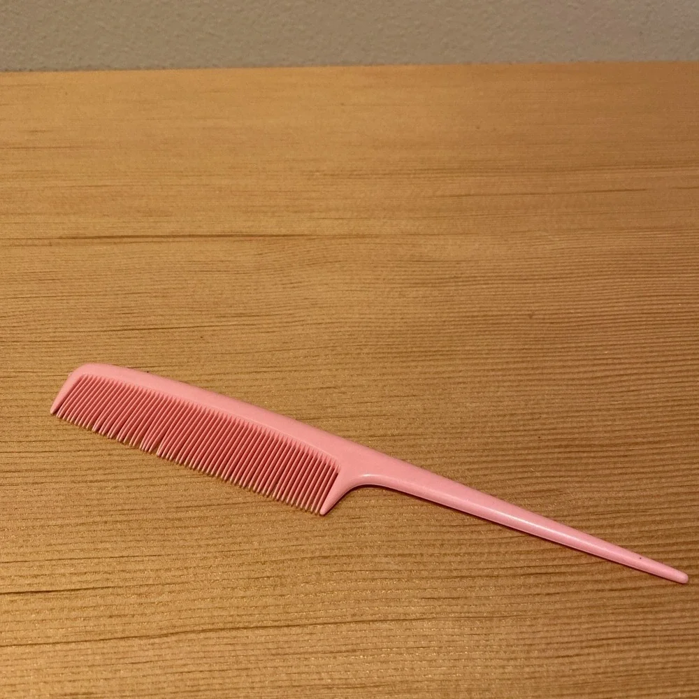 Vintage Unbreakable Comb Pink Rat Tail Made In USA Unbranded 8